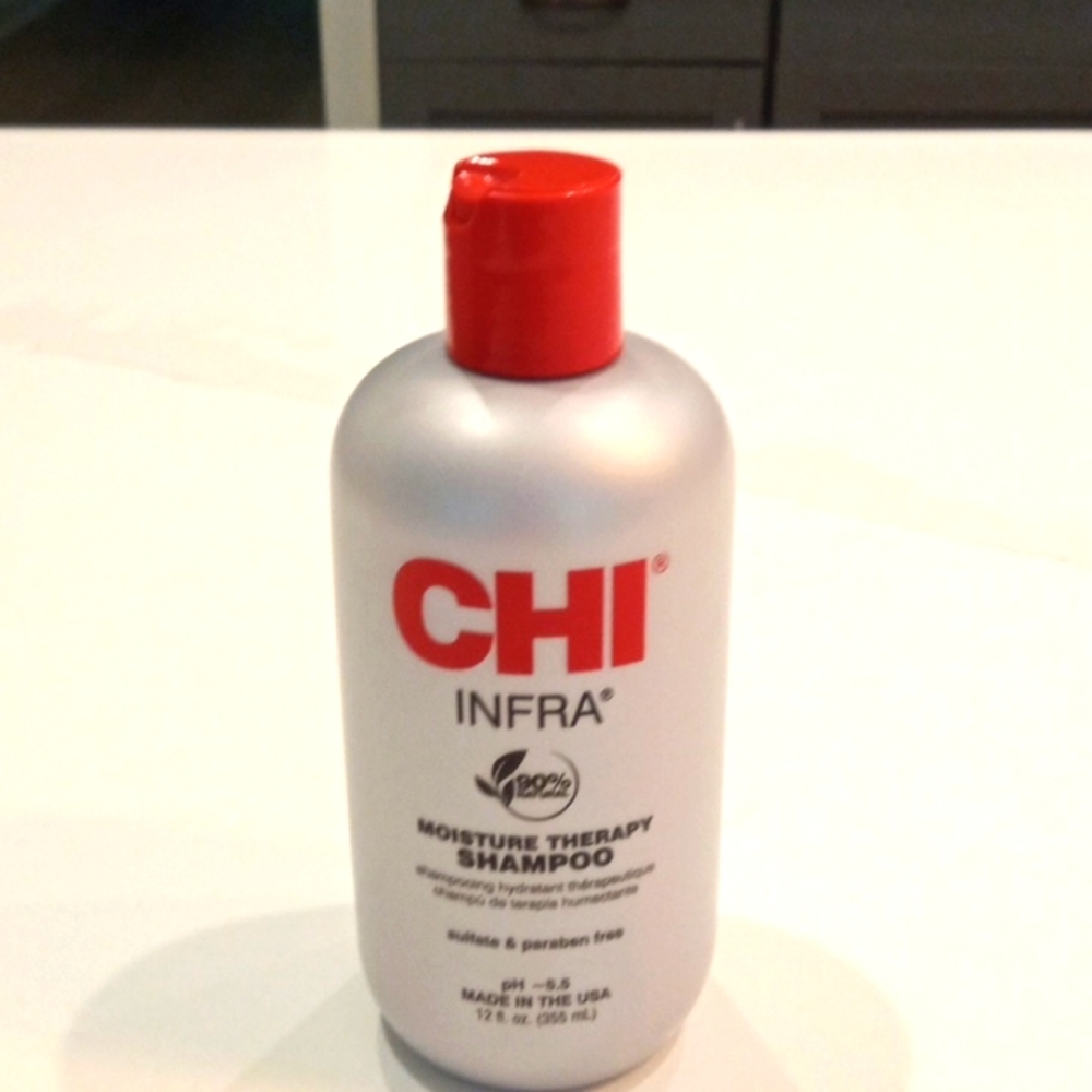 CHI moisture therapy shampoo